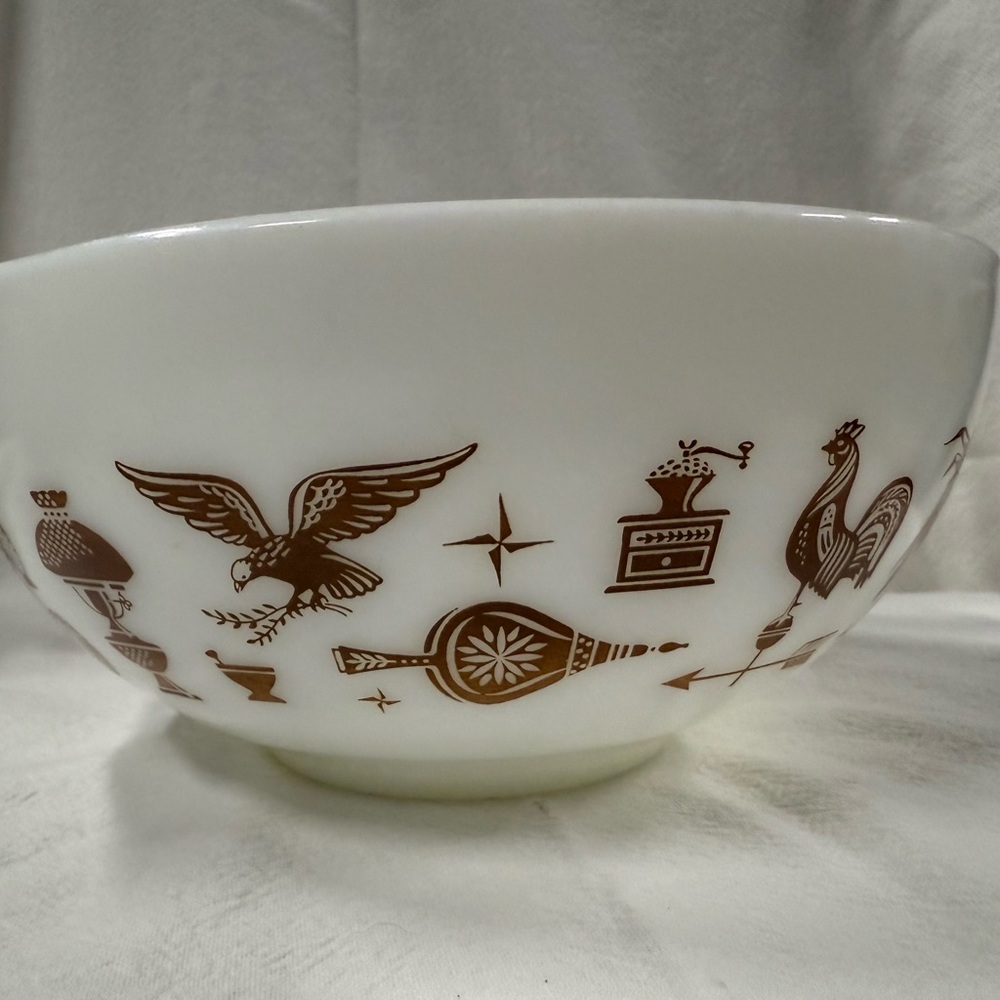 Vintage | Pyrex  | Cinderella Mixing Bowl | Early American